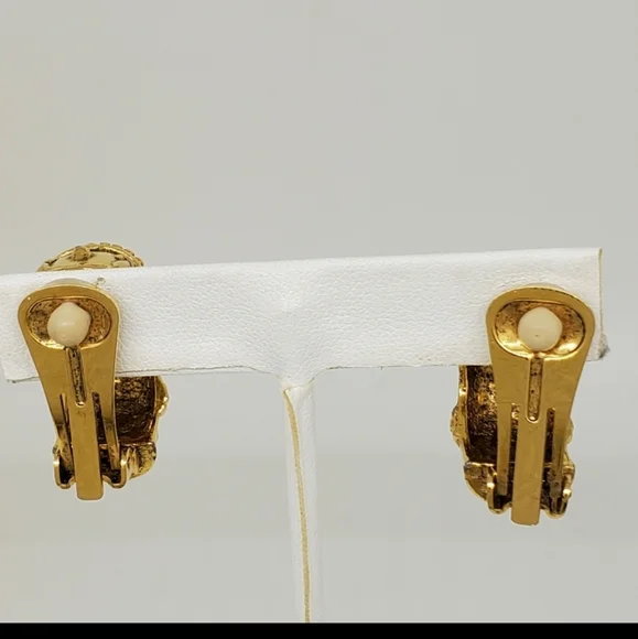 Vintage Luxurious Rare Signed Earrings